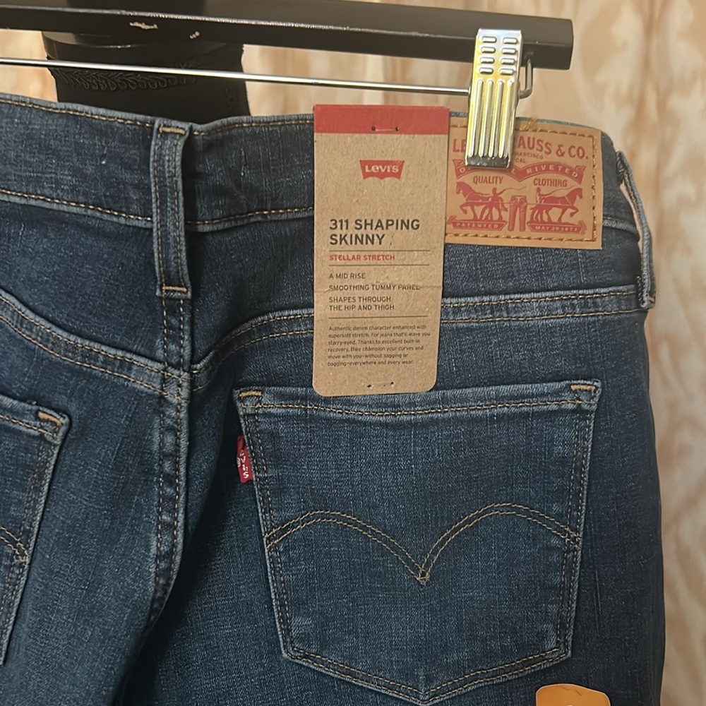 311 SHAPING SKINNY WOMEN'S JEANS SIZE 30 - Picture 5 of 6